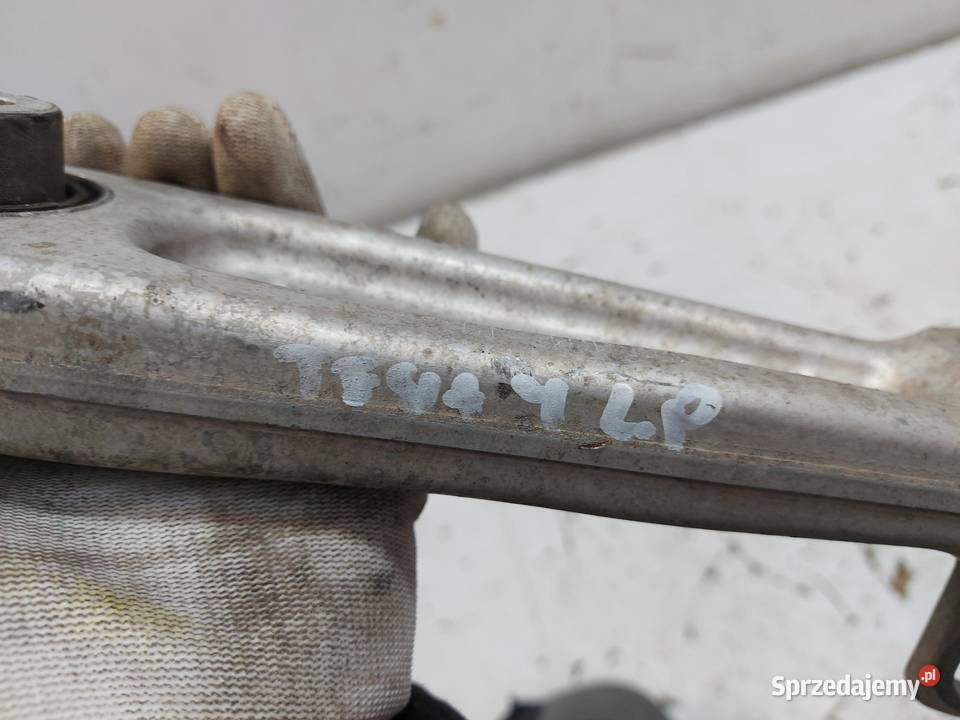 TESLA MODEL Y 2023r Wahacz przód lewy 2WD