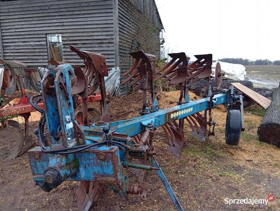 Pług obrotowy Krone Mustang 4 i pług obrotowy nieuszkodzony Pługi Syców