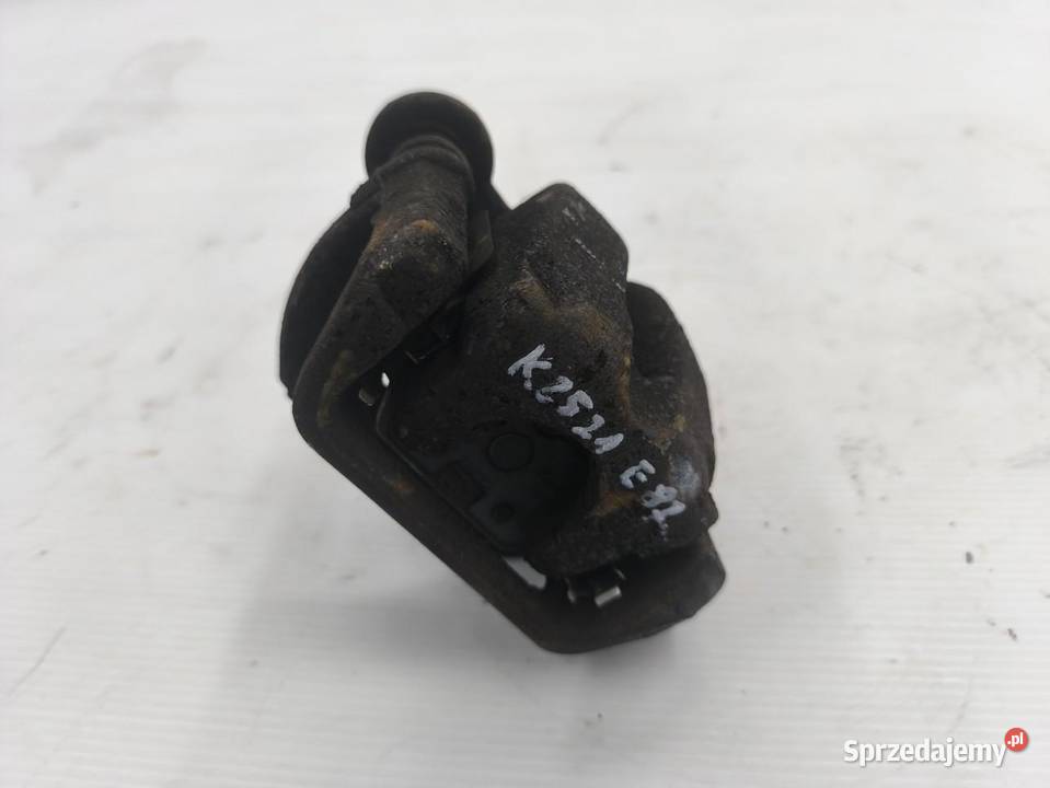 ZACISK PRAWY PRZÓD BMW 1 E87 E81 LIFT 16