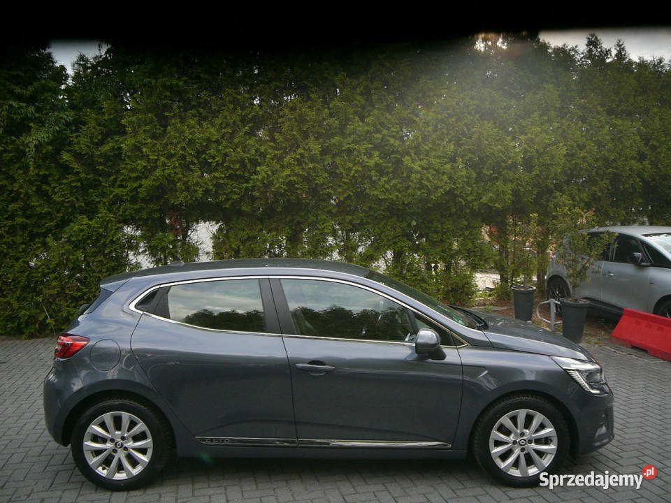Renault Clio 16 Hybryda Navi Led stan Idealny światła przeciwmgielne Częstochowa sprzedam