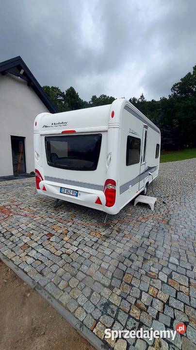 HOBBY 469 DE LUX 350kg