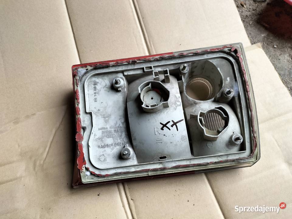 AUDI 80 B4 80B4 SEDAN LAMPA TYŁ TYLNA PRAWA osobowe Kamień-Kolonia sprzedam