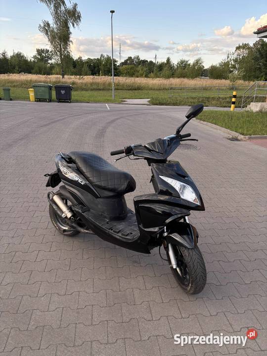 Skuter romet 767
