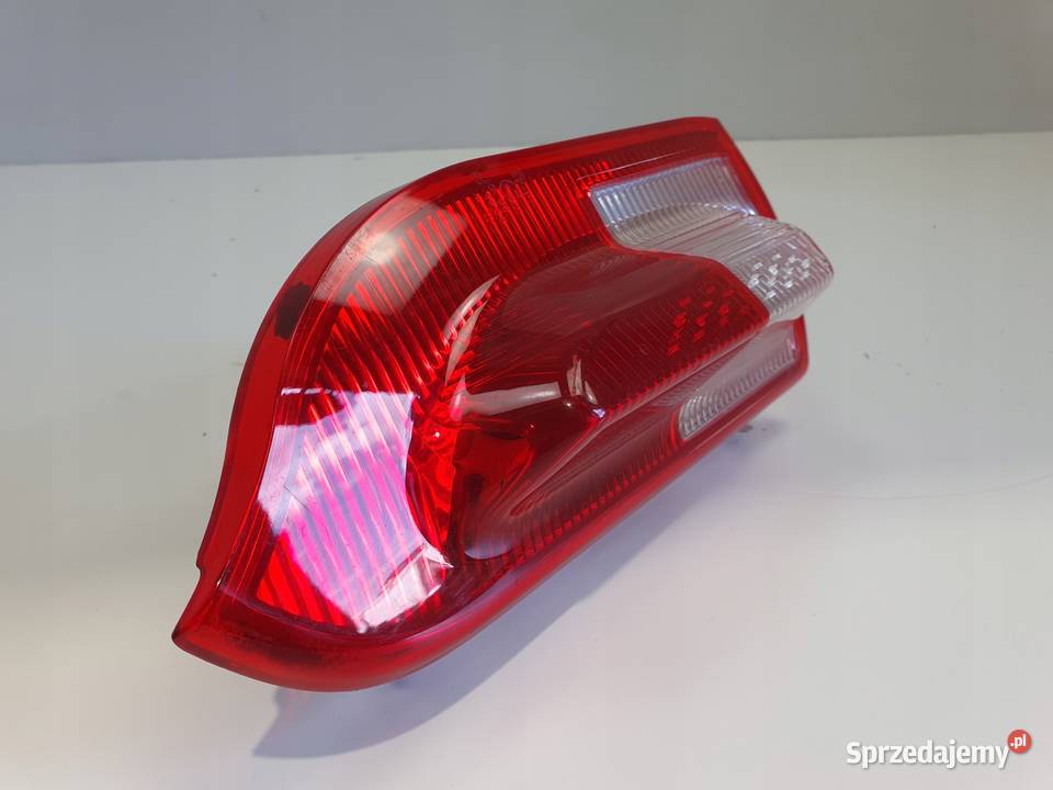 LAMPA PRAWA Opel Insignia A kombi 0814r TYLNA Rudka