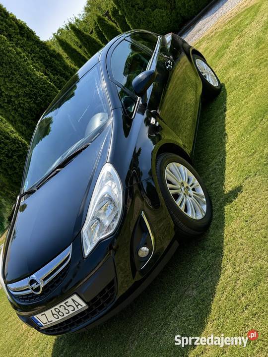Opel Corsa 2011 Benzyna Bogate wyposażenie Zamość