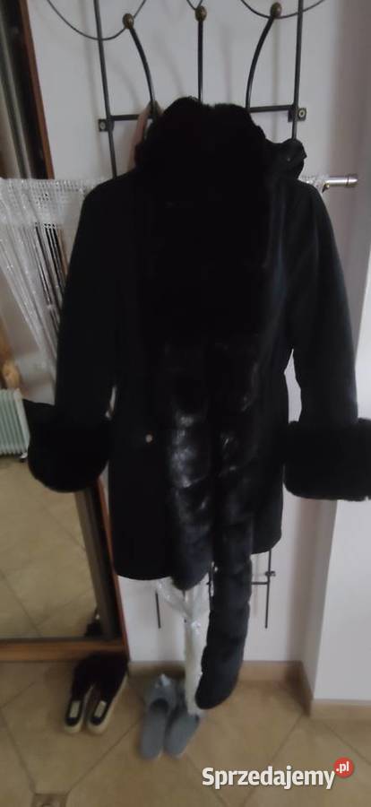 Parka czarna z futerkiem dolnośląskie Jelenia Góra