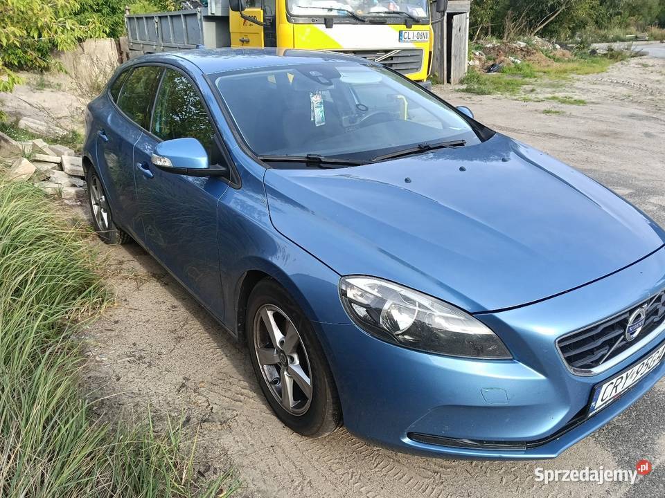 Volvo V40