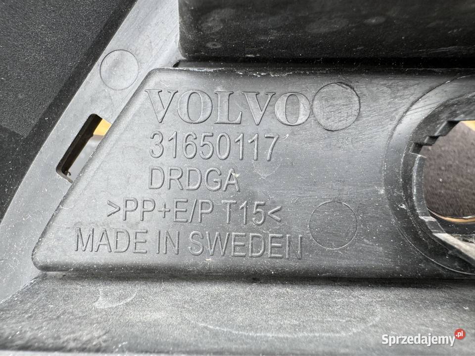 Kratka środkowa zderzaka przód Volvo xc40 Międzychód