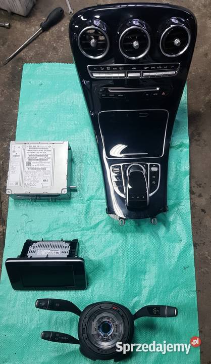 Panel Dekor Konsoli MERCEDES CKLASA W205 Wyposażenie wnętrza Radom