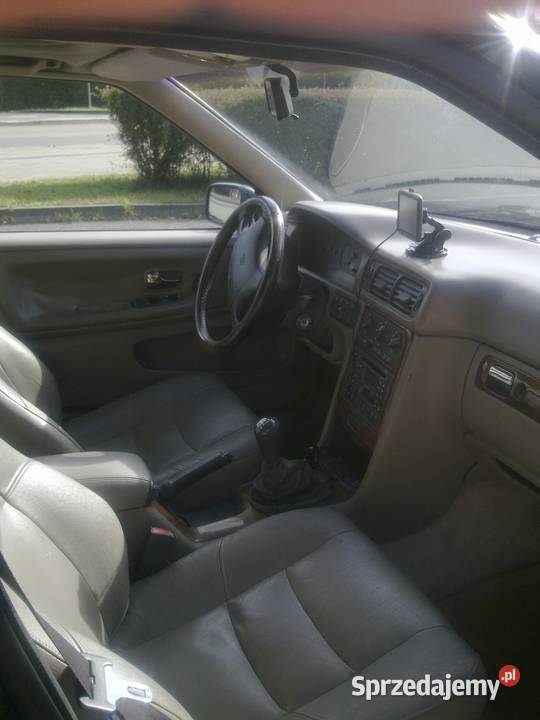 Sprzedam VOLVO V70 TDI 25 l 140 Międzyzdroje