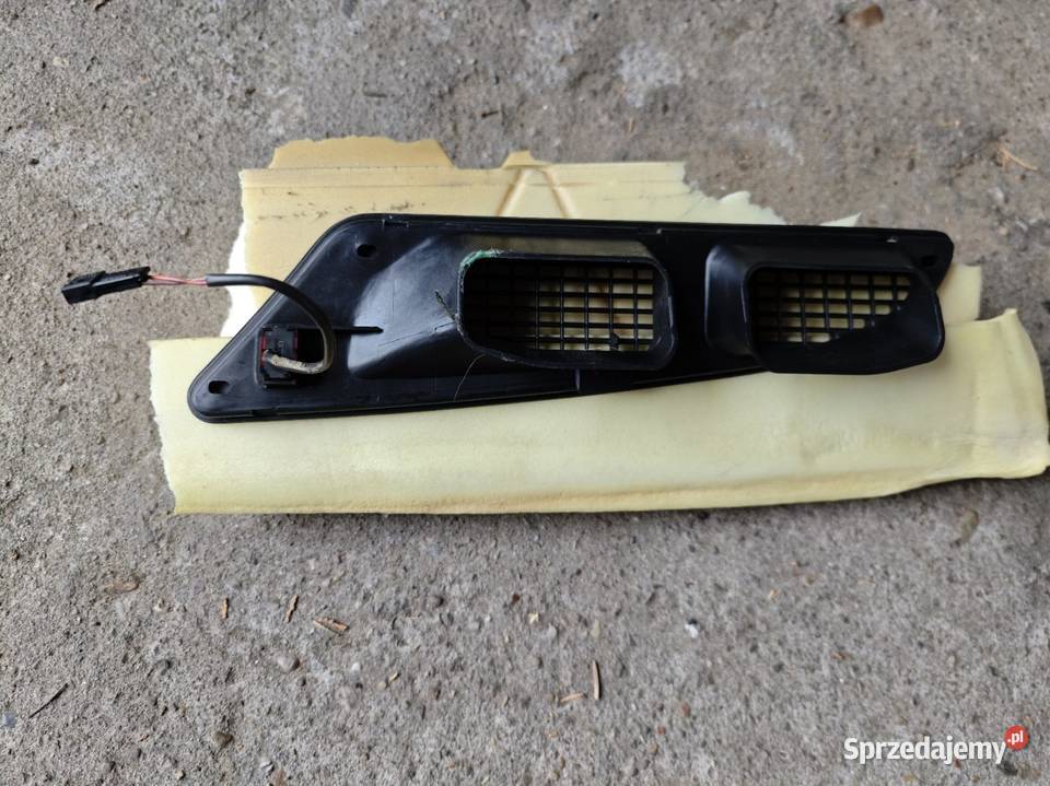 Kratka nawiewu kokpitu górna BMW E38 kompletna