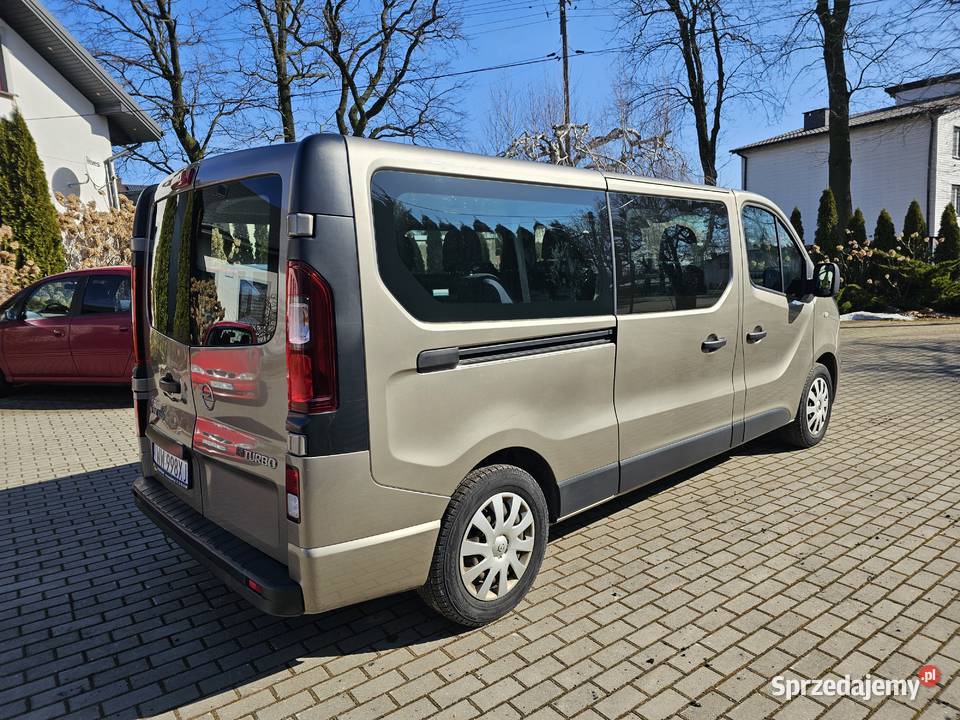 Opel Vivaro B 2016 9 osób Salon Polska Bielsk sprzedam