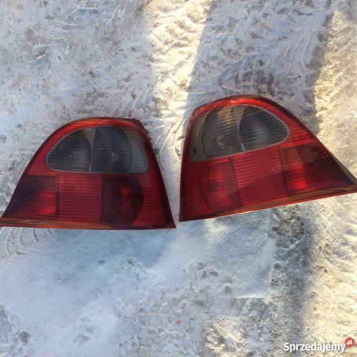 Lampa tył prawalewa Rover 200210214216220