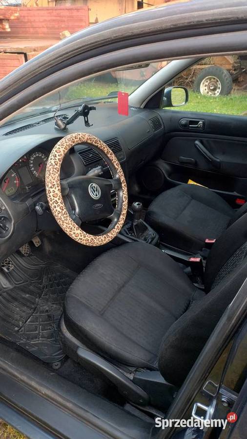 Volkswagen Golf 16dm3 105 2001r benzyna Samochody osobowe Świdnica