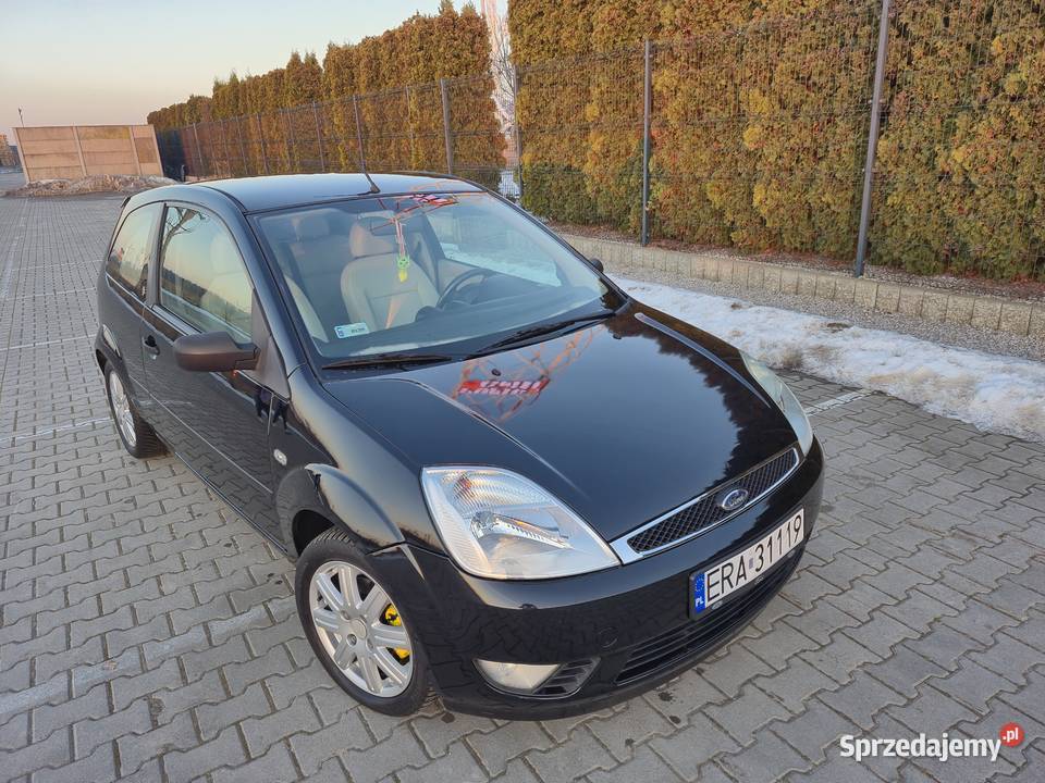 Ford Fiesta GHIAJedyna takaPrywatne auto zajrzeć Radomsko