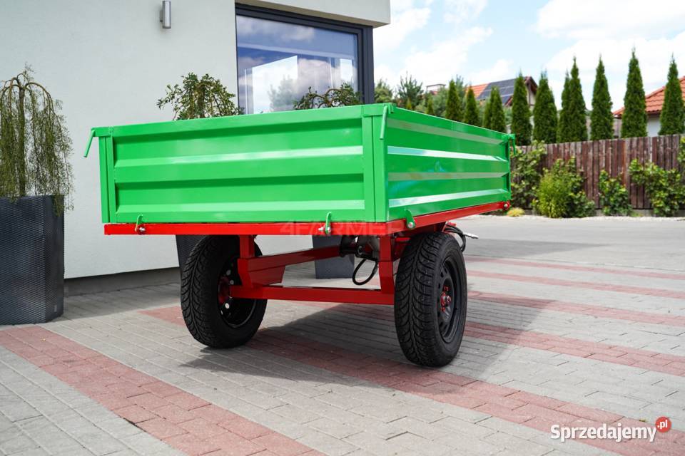 Przyczepa rolnicza jednoosiowa 1T z kiprem nieuszkodzony