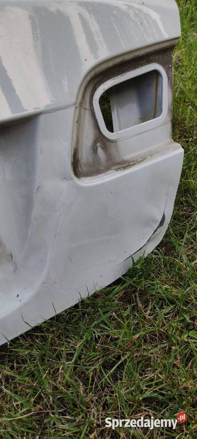 Klapa tylna BMW 3 Coupe E92 biała uszkodzona Rok produkcji 2007