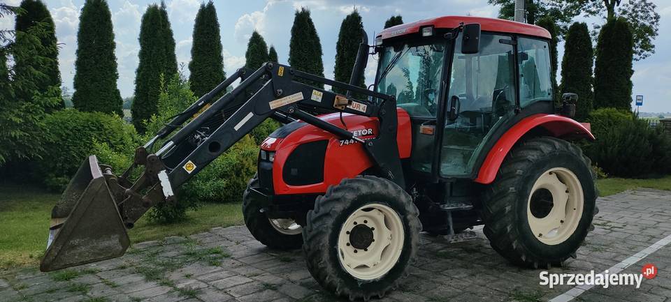 ładowacz czołowy tur Proxima 7441 nieuszkodzony Brudzew