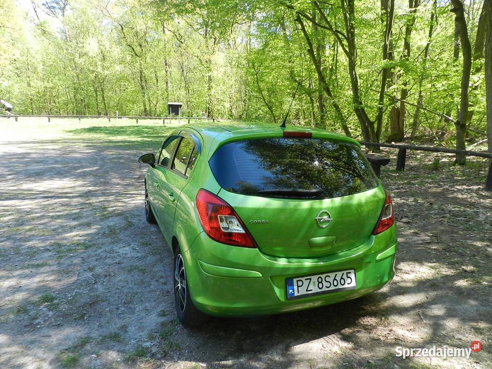 Opel Corsa D benzyna 14 100 5drzwi klima Livt klimatyzacja
