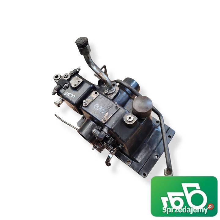 Podstawa Pompy Tylny most 001566905 Deutzfahr