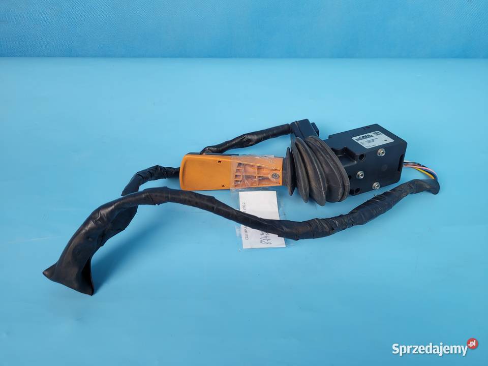 CASE IH PUMA 145 12r DŹWIGNIA STERUJĄCA Części i osprzęt rolniczy kujawsko-pomorskie