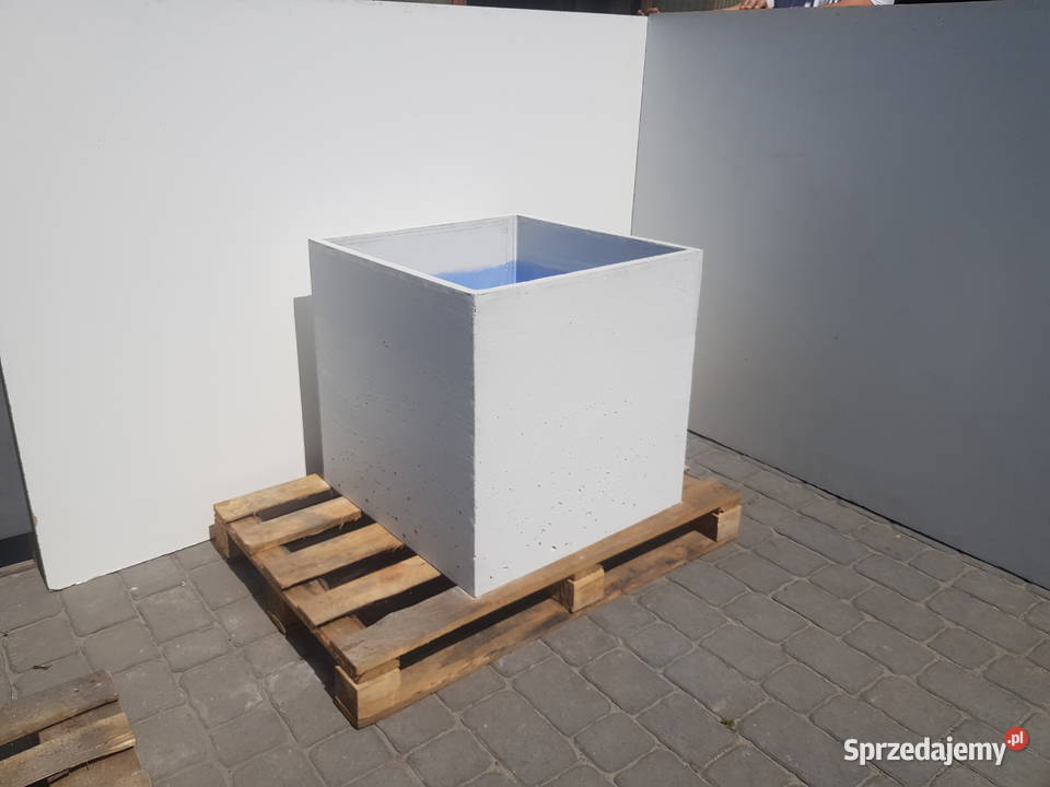 Donica betonowa 80x80x70 beton architektoniczny Rawicz sprzedam