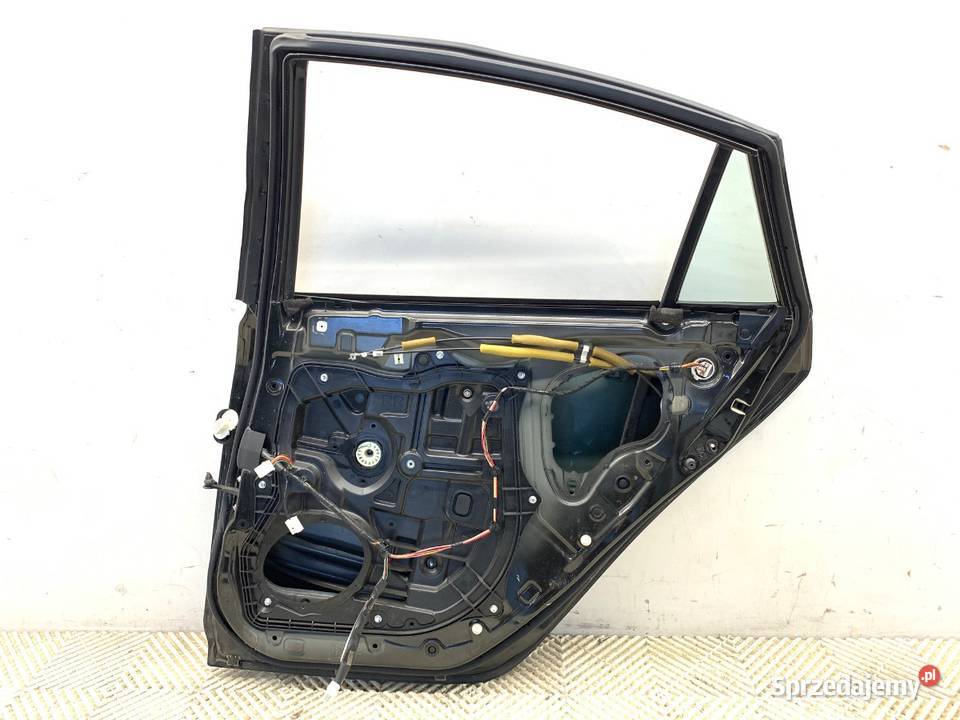DRZWI PRAWY TYŁ MAZDA 6 GH Hatchback 0713 Drzwi