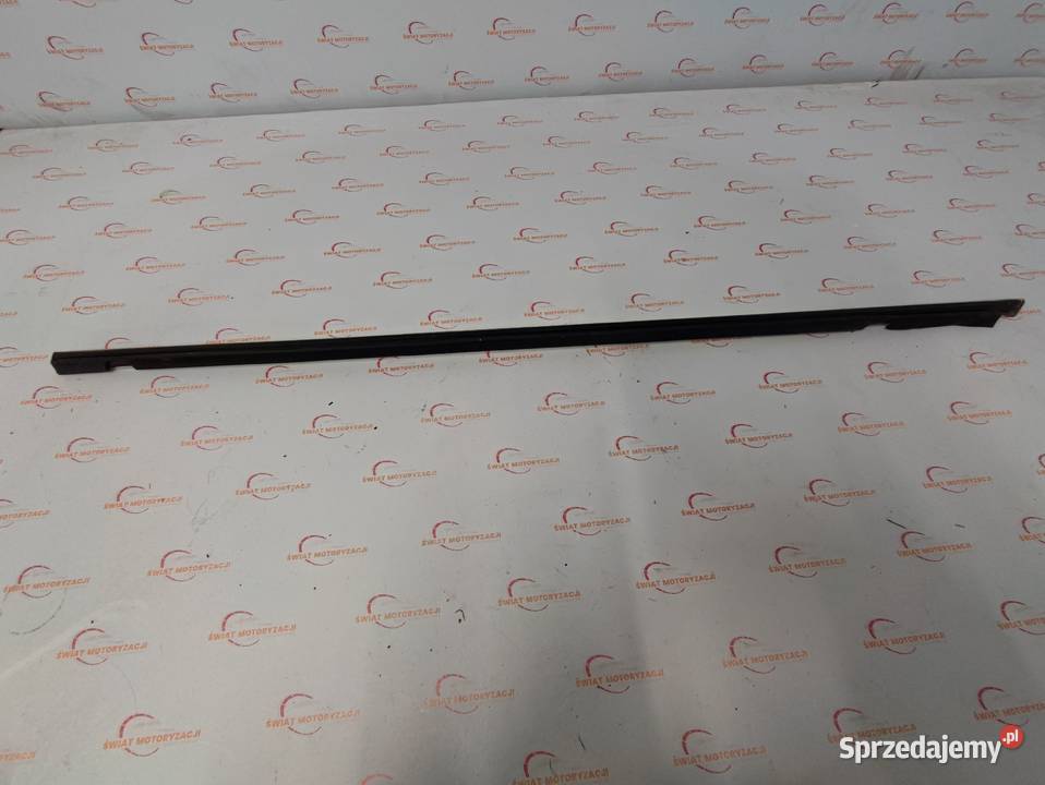 CAYENNE I 7L5 12r listwa zgarniająca prawa przód Kielce