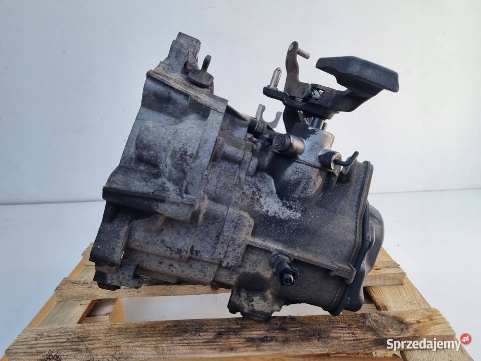 VW Golf V 16 FSI MANUALNA SKRZYNIA BIEGÓW manual Janów