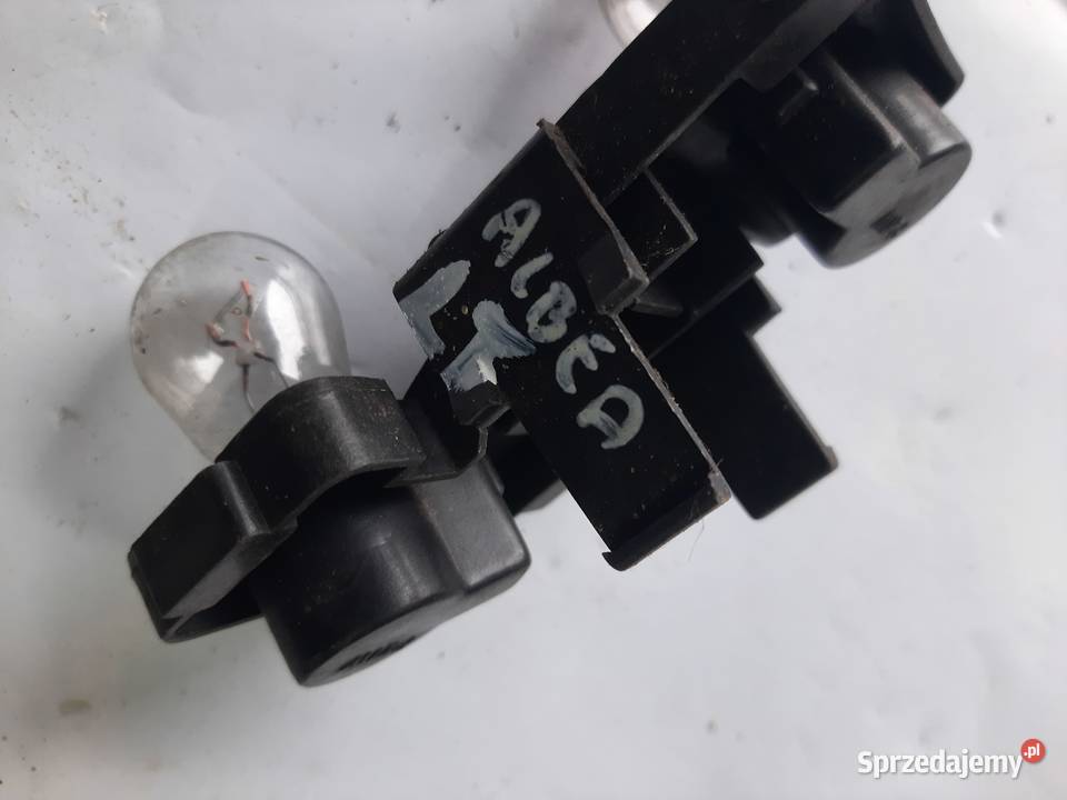 Fiat Albea listwa wkład lampy lewej tylnej lewy osobowe Oświetlenie Ksawerów