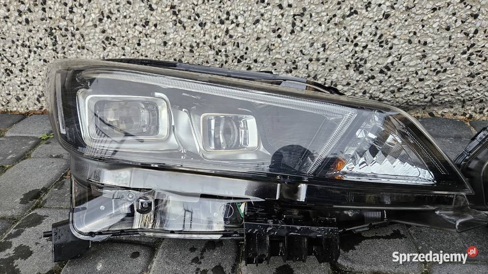 NISSAN LEAF II ZE1 LAMPY PRZÓD FULL LED LEWA sprzedam