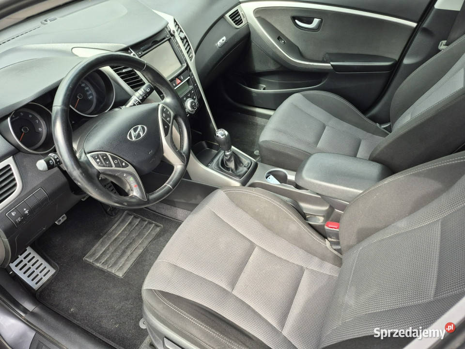 Hyundai i30 16 benzyna PANORAMA navi kamera led Drelów