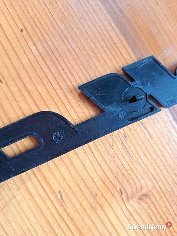 Emblemat VW Volkswagen Golf CL Golf II 1990