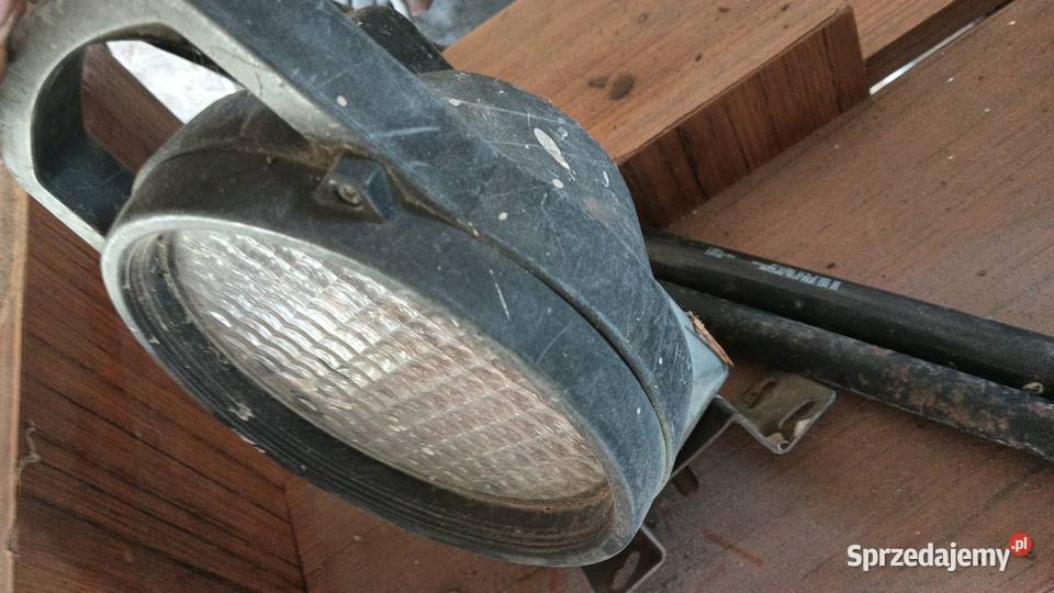 Szperacz do ciągnika 12 v na żarówke lubelskie Bychawa sprzedam