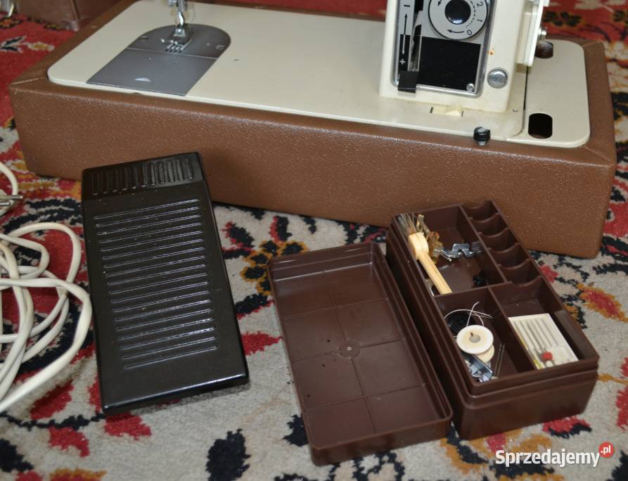 Sprzedam maszynę do szycia Łucznik Tur 2 z Katowice