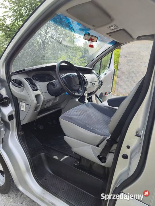 RENAULT TRAFIC LONG BRYGADÓWKA 6 OSÓB BAGAŻNIK Bartochów