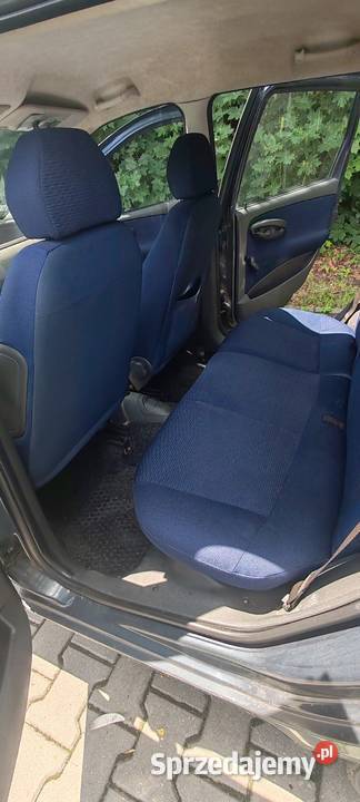Sprzedam Fiata Punto 2 12 benzyna 2003 czarny