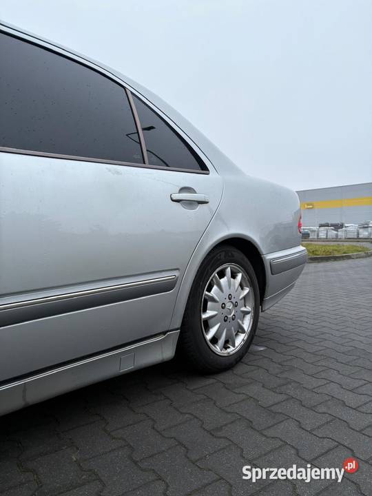 Mercedes w210 2000 diesel 27 Cdi 170 koni okular sprowadzony Ostrów Wielkopolski