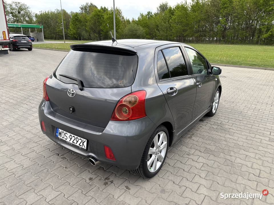 Toyota Yaris TS 18