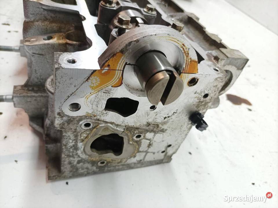 GŁOWICA KOMPLETNA 110421615R 15 DCI Renault