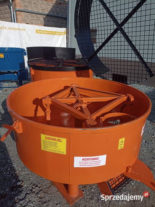NOWOŚĆ Betoniarka hydrauliczna 800L z dwoma Legnica
