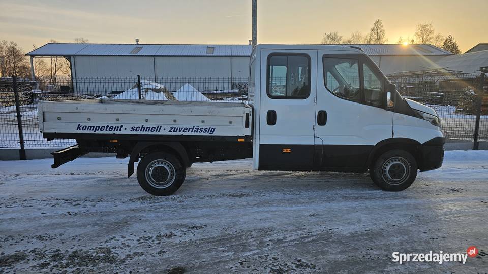Iveco daily doka 7osobowy 2017 2287cm3 małopolskie Zabierzów