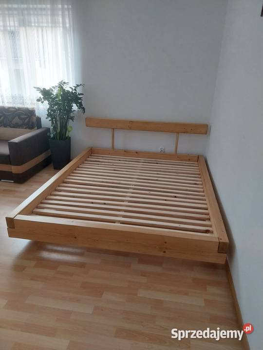 Łóżko drewniane 160x200 małopolskie Tokarnia sprzedam