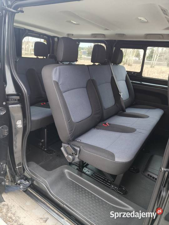 Opel Vivaro 16 cdti czarny Vivaro Świecie