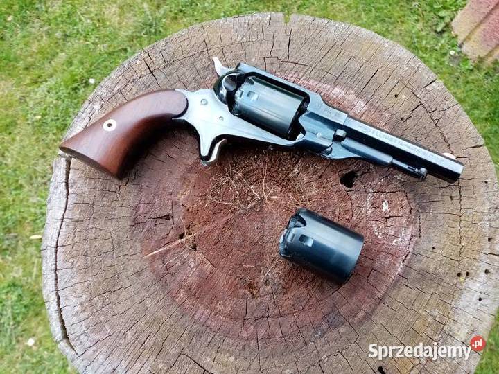 Czarnoprochowy Rewolwer Remington Pocket 1863