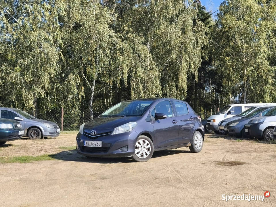 Toyota Yaris 2012r 13 Benzyna 5 Drzwi Tanio