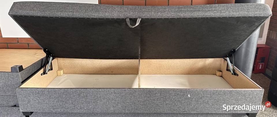 Łóżko tapicerowane z dużym pojemnikiem kolor