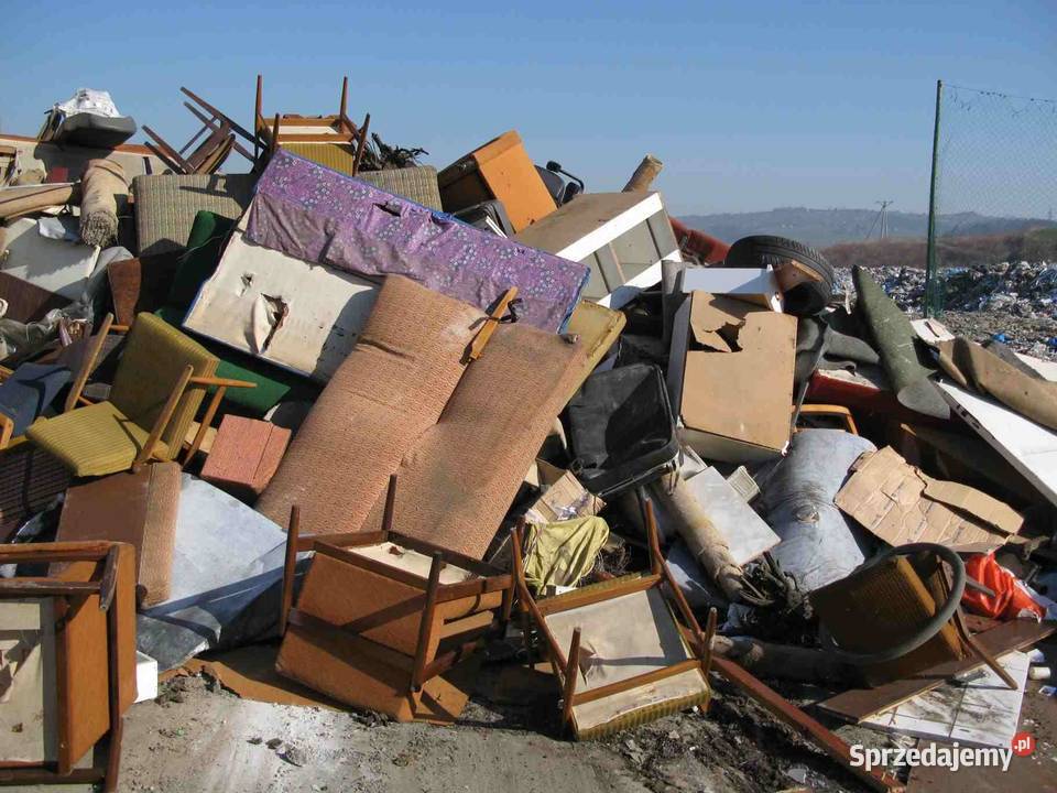 Sprzątanie opróżnianie mieszkań piwnic podwórka Sprzątanie Usługi pomorskie Władysławowo
