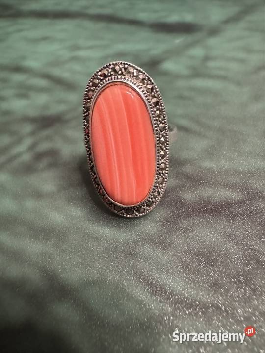 Pierscionek srebrny z koralem spieczonym i srebro Częstochowa