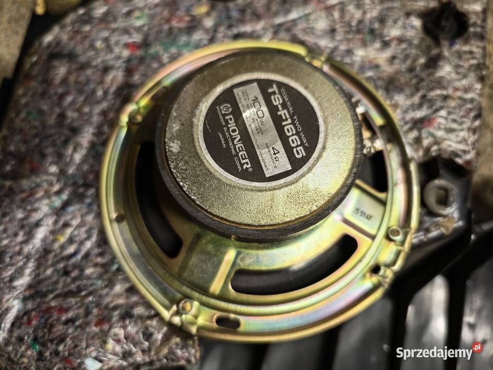 Maskownice podstopnica głośniki Pioneer BMW E34 zestawy głośnikowe śląskie Żory